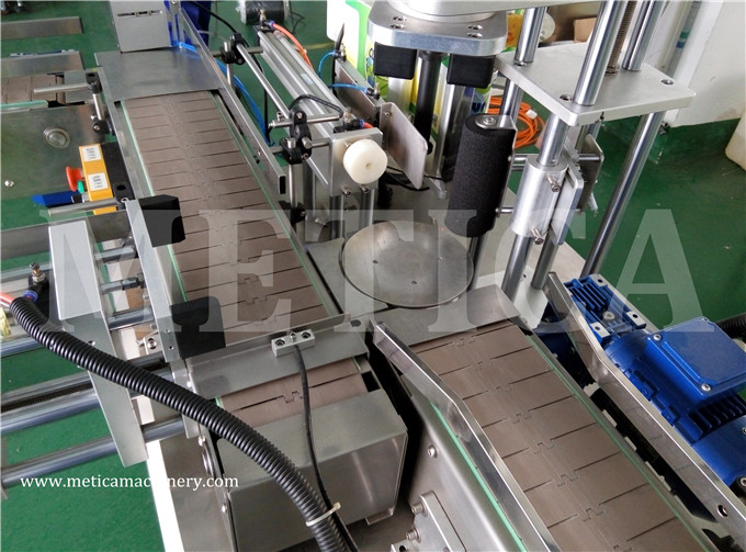 Automatic Four Sides Labeling Machine Customized For Square Bottle