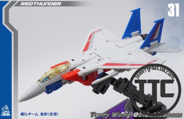 Mechfanstoys F-01 Overlord in the air Starscream Skywarp Thundercracker