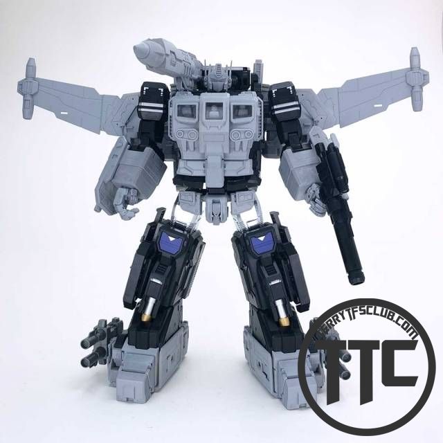 FansHobby FH MB-11A Black God Armor God Bomber Master Builder