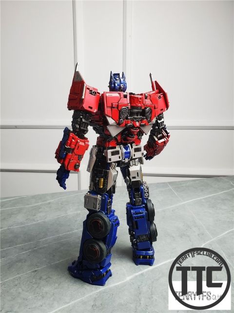 ToyWorld TW TW-F09 Freedom Leader Bumblebee Movie Optimus Prime OP Standard Ver