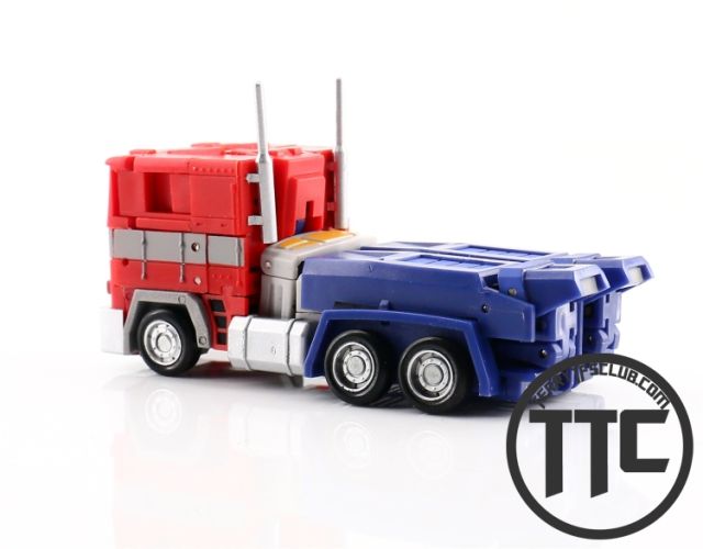 Magic Square MS MS-B18 Light of Justice Optimus Prime OP