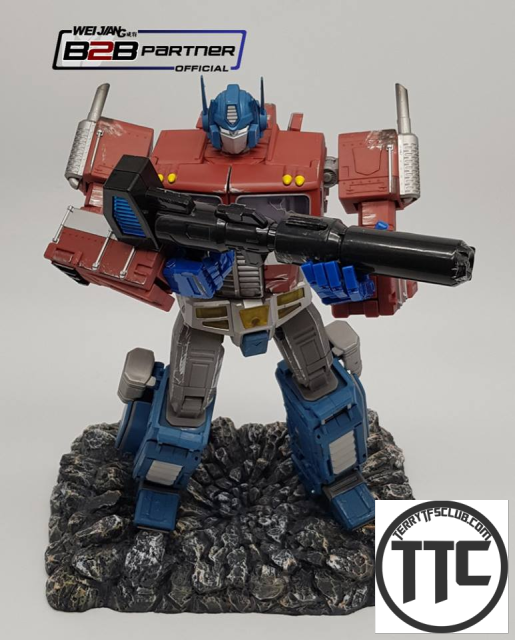 Weijiang WJ MPP10 Commander Optimus Prime Battle Damaged Oversized MP-10 Limited Edition w/ Custom Display Base