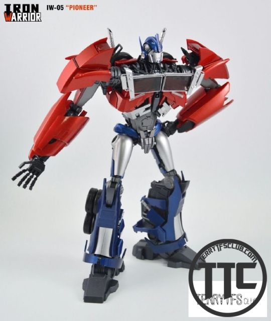 Iron Warrior IW-05 IW05 DMK Optimus Prime