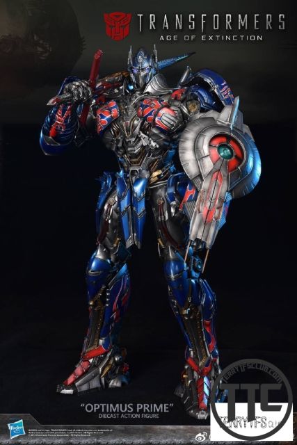 Soldier story toys AOE Optimus prime