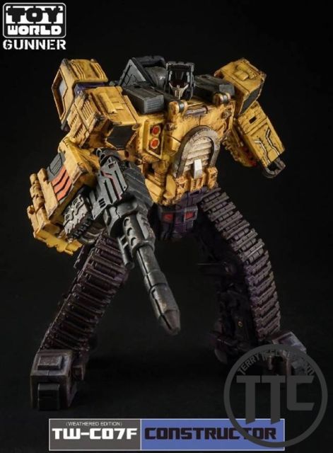 Toyworld TW TW-C07F devastator Battle damaged limited