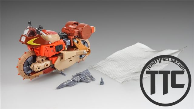 KFC Toys E.A.V.I. Metal Phase P-6C P6C Castoff Junkions