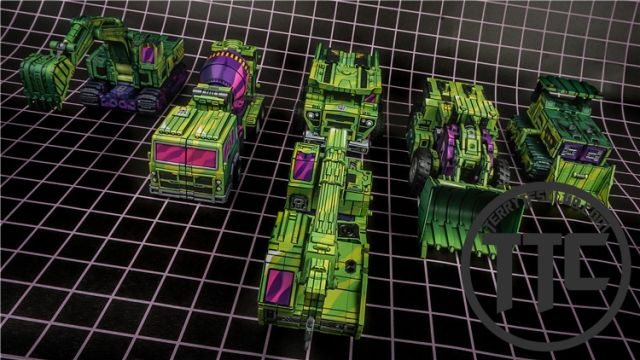 Toyworld TW TW-C07A TWC07A Constructor Devastator Cel Cell Shaded Deluxe Version Set of 6