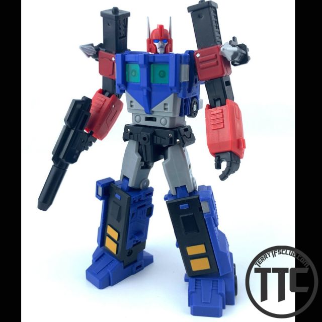 Magic Square MS-B04D Transporter Ultra Magnus diaclone ver.