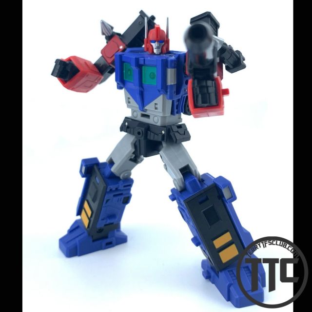 Magic Square MS-B04D Transporter Ultra Magnus diaclone ver.