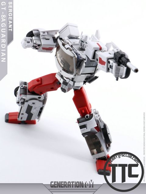 Generation Toy GT-08A Sergeant Defensor Streetwise