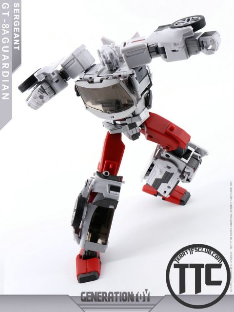 Generation Toy GT-08A Sergeant Defensor Streetwise