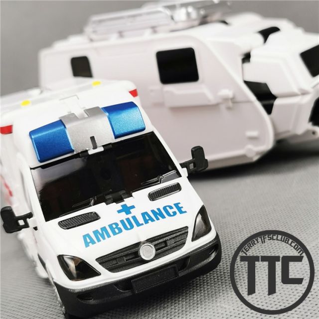 Generation Toy Guardian GT-08C Bulance Defensor First Aid