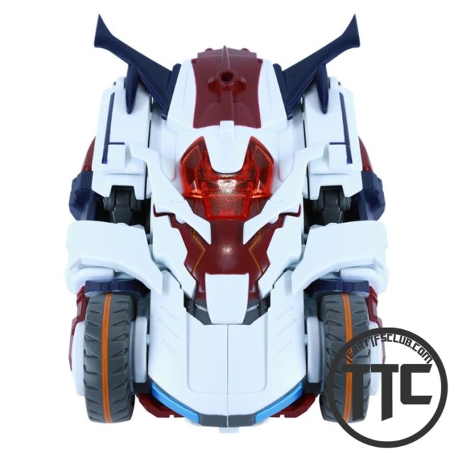 Mastermind Creations Reformatted R-47 Exitus IDW Getaway