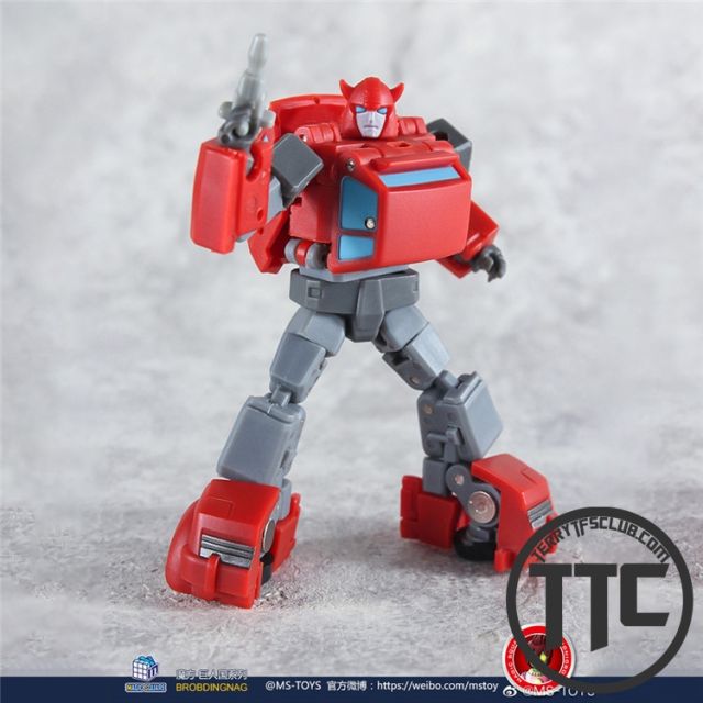 Magic Square Toys MS-B22 Flying fast Cliffjumper