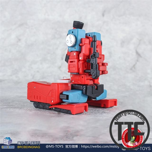 Magic square toys B33 Deadly Perceptor