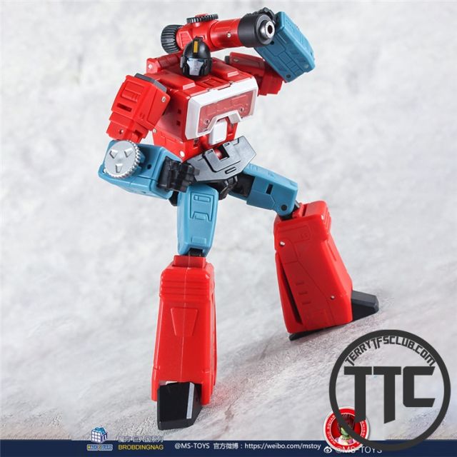 Magic square toys B33 Deadly Perceptor