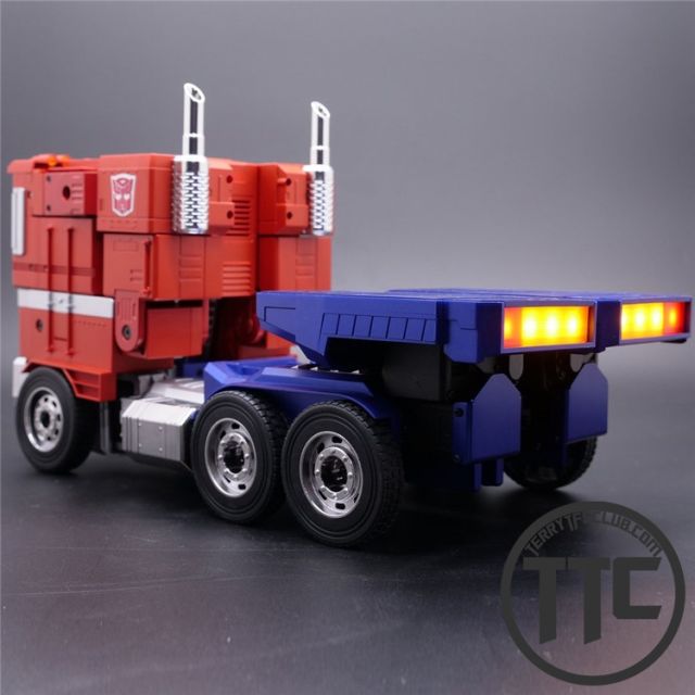 【FES】 Robosen Transformers Optimus Prime Auto-Converting Programmable Robot - Collector's Edition