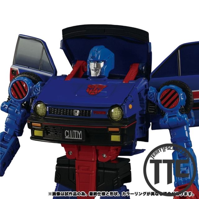 Takara Tomy MP-53 Skids