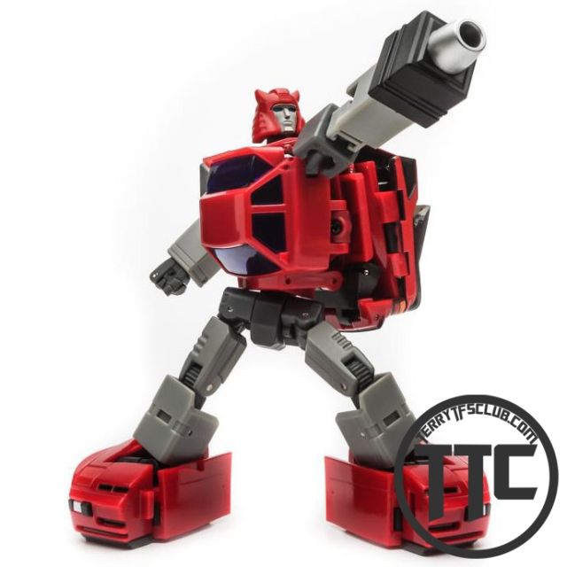 X-Transbots MM-X Toro Cliffjumper