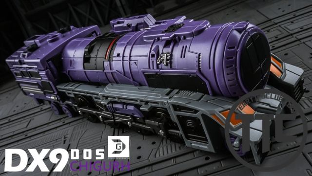 DX9 D05 Chigurh Astrotrain