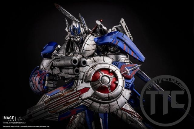 [FES] Toyworld TW-F01 Knight Orion Optimus Prime Normal Version