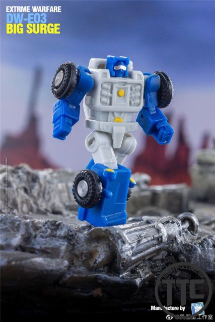 DR.WU DW-E02 Monitor Officer Soundwave & DW-E03 Big Surge Beachcomber Set of 2