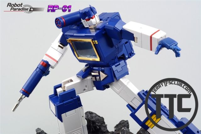 【PRE-ORDER】Robot Paradise RP-01 Acoustic Wave Soundwave aka FT-02 MP