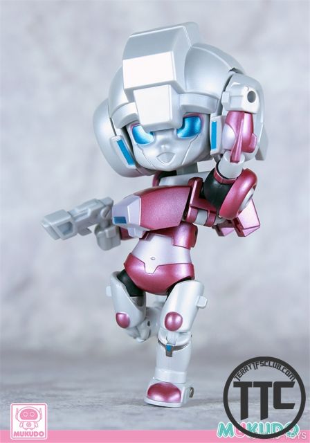 [PRE-ORDER] Magic Square Toys MS-G01X Mukudo Arcee Metallic ver. LG