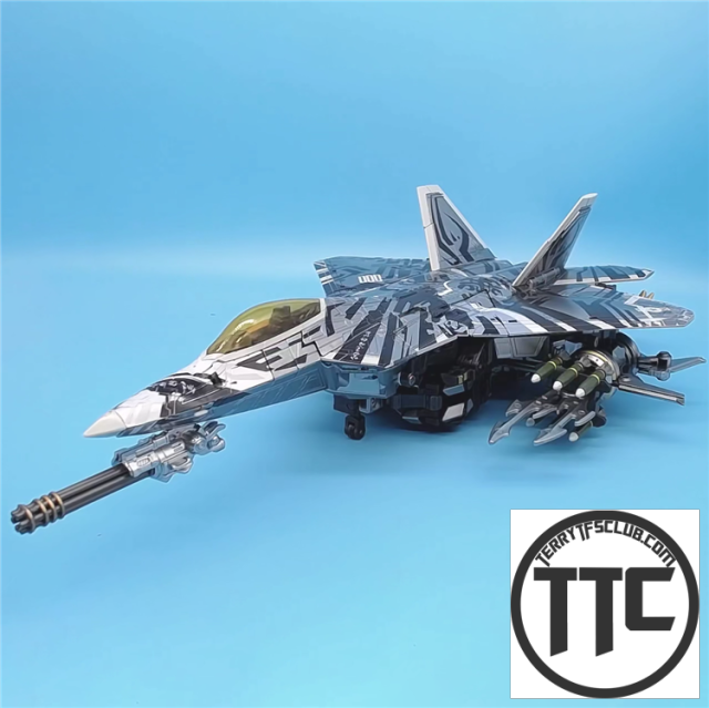 Black Mamba F-12AS Starscream MPM10 Seibertron ver,