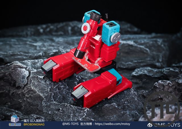 Magic Square Toy B33M Deadly Perceptor Metallic ver.