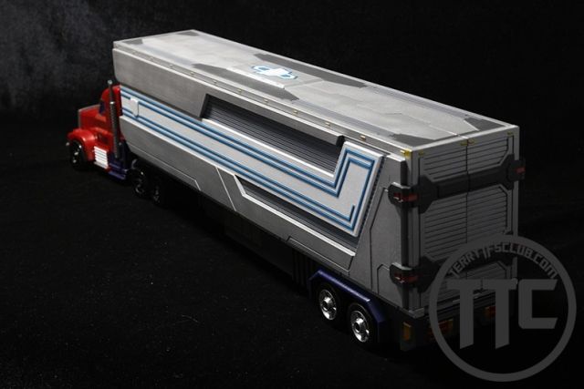 【IN STOCK】APC Toys TFP Trailer for Optimus Prime