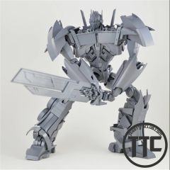 【PRE-ORDER】Iron Warrior TFP Optimus Prime DLX Ver.