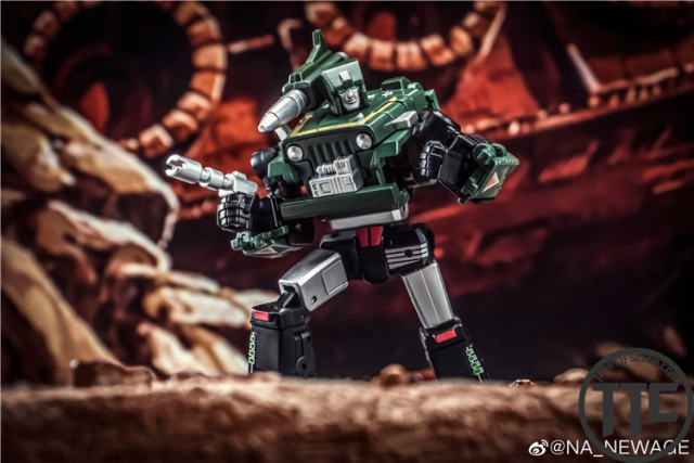 【PRE-ORDER】NewAge Toys H50EX Scott Toy ver. | Hound