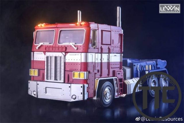 Lewin Resources LW-01 MP-10 Optimus Prime MATTE CHROME Oversized 71cm w/ LED