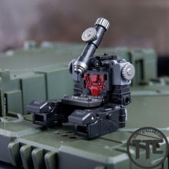Dr.Wu DW-E25 Grapple & DW-E26 Black Perceptor Set of 2