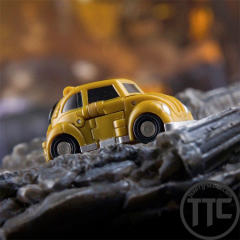 【PRE-ORDER】Dr.Wu DW-E35M & E34G Wingman & Golden Beetle | Cyclonus & Goldbug