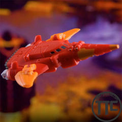 【PRE-ORDER】Dr.Wu DW-E35M & E34G Wingman & Golden Beetle | Cyclonus & Goldbug