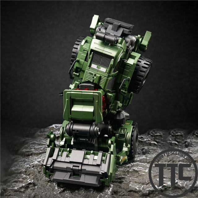 Dream Star Toys DST02-001 Forklift Warrior | Scrapper