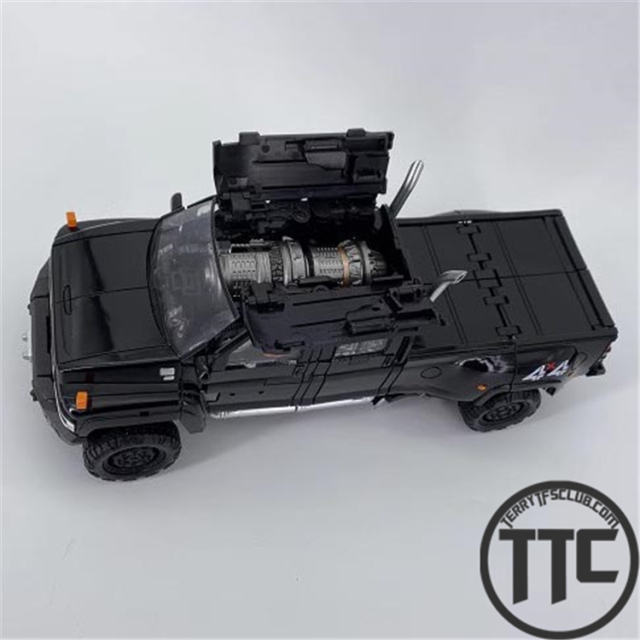 Black Apple MPM6 Ironhide oversized ROTF/DOTM