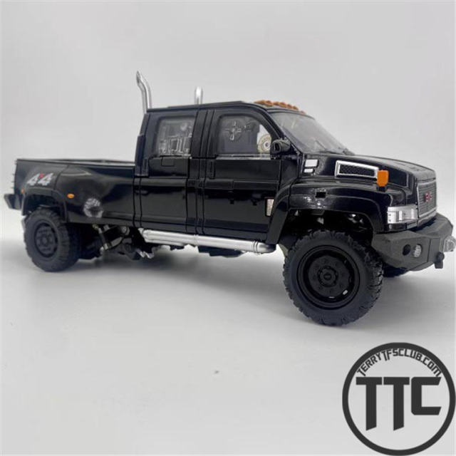 Black Apple MPM6 Ironhide oversized ROTF/DOTM