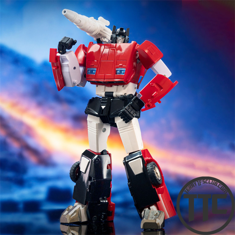 DX9 Toys D-21 Red Storm | Sideswipe