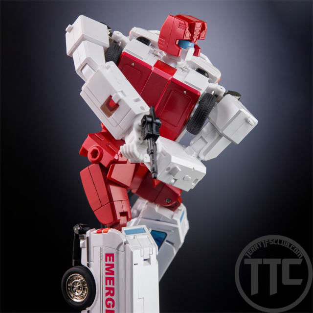【FOR PRE-ORDER BUYERS ONLY】X-Transbots MX-31 Paragon and MX-31B First Aid Set