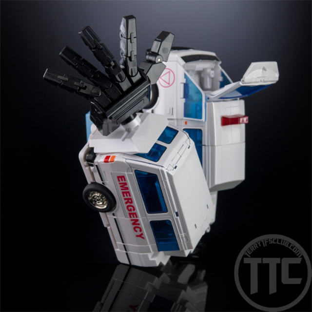 【FOR PRE-ORDER BUYERS ONLY】X-Transbots MX-31 Paragon and MX-31B First Aid Set