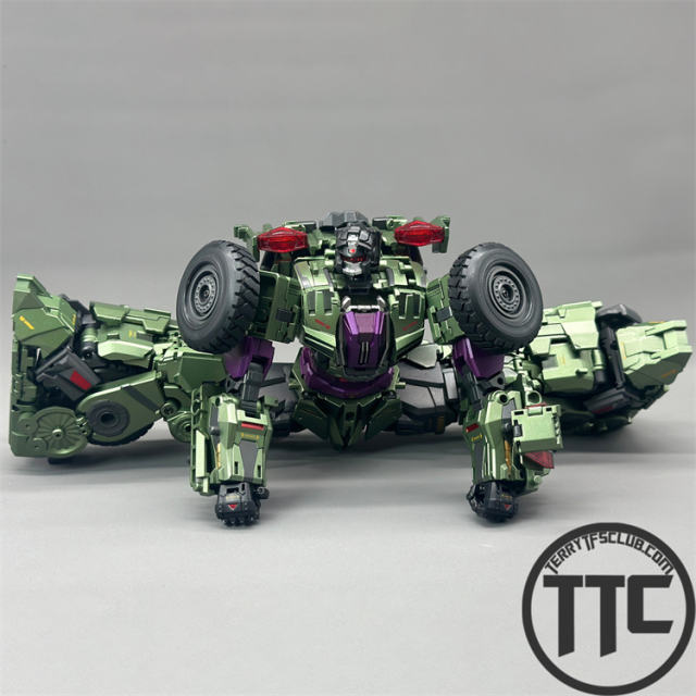 Dream Star Toys DST02-003 Load Warrior | Long Haul Devastator