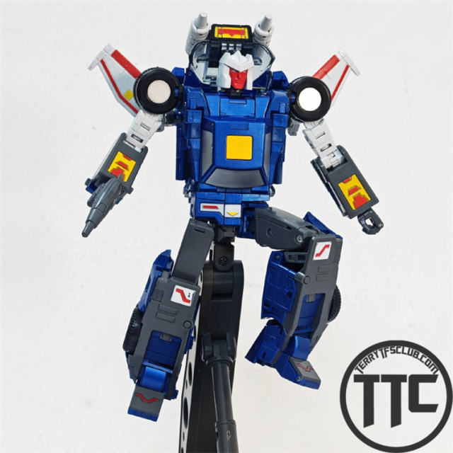 Star Toys ST-02 Tracker | Tracks