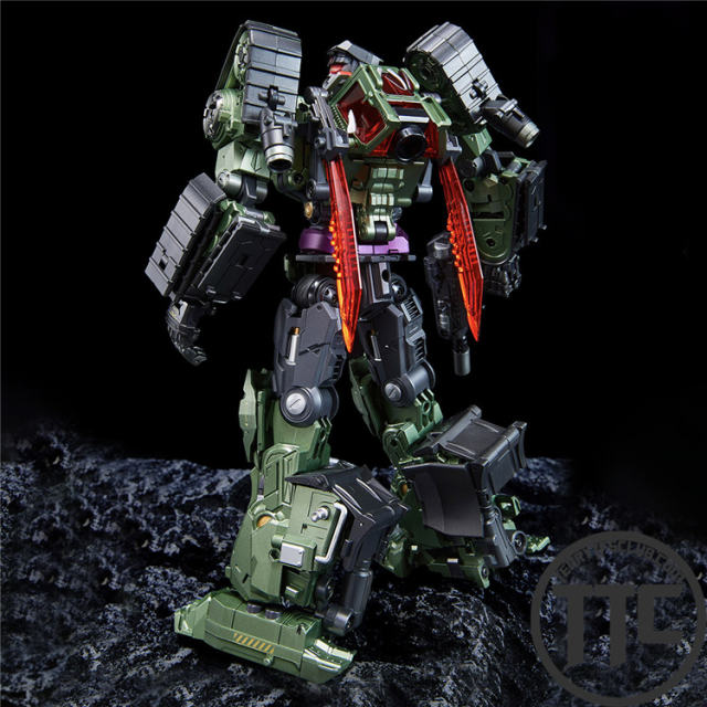 Dream Star Toys DST02-004 Pushing Machine Warrior | Bonecrusher Devastator