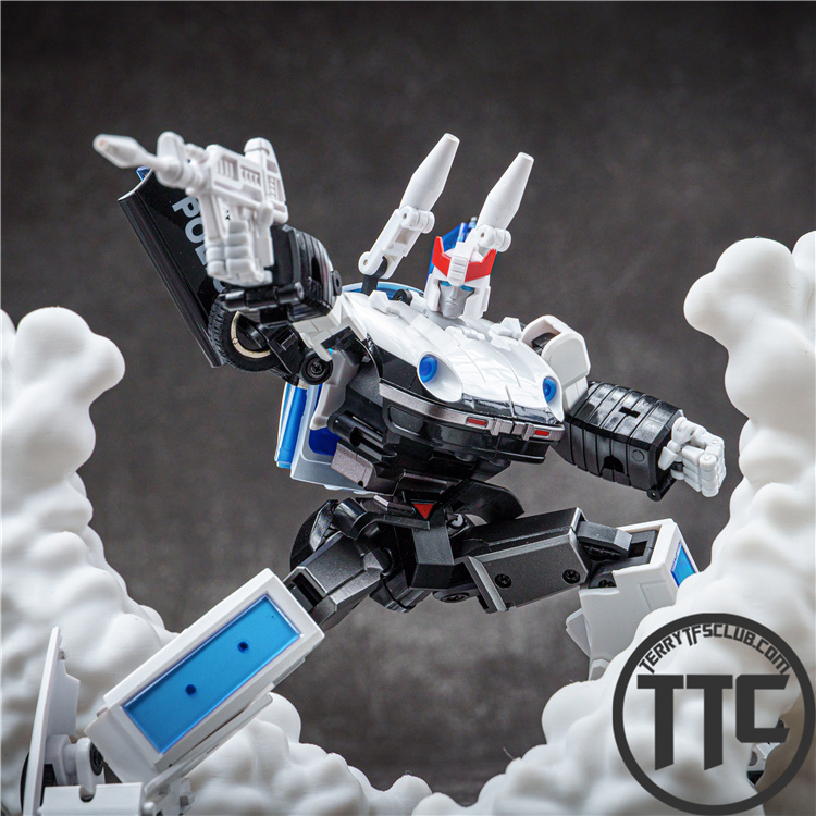 DX9 Toys D-18 Devetive | Prowl