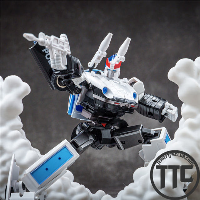 DX9 Toys D-18 Devetive | Prowl