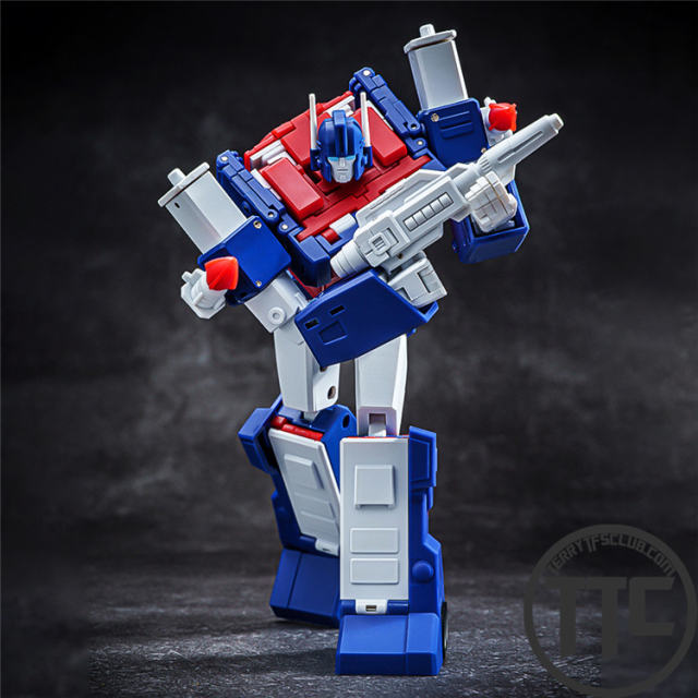 Magic Square Toys VS Series W02 Adjutant & Chief Of Staff | Ultra Magus VS Sixshot Set of 2