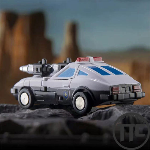 Dr.Wu E43 Patrolman & DW-E44 Grasshopper | Prowl & Kickback Set of 2